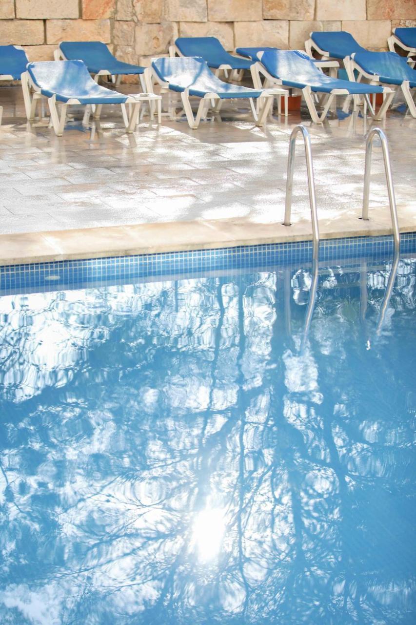 Elegance Playa Arenal Ii Auberge de jeunesse *
