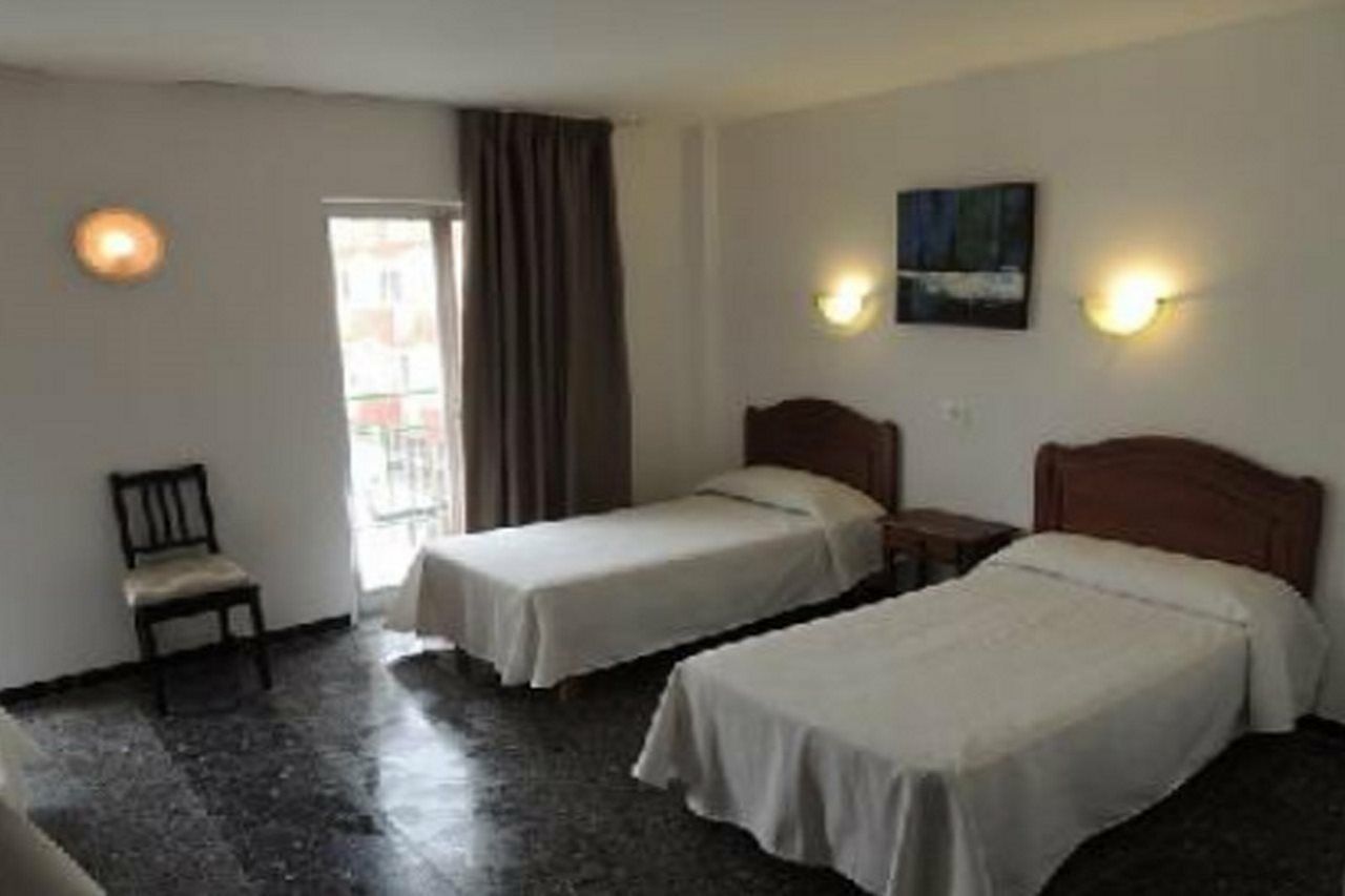 Auberge de jeunesse Elegance Playa Arenal Ii *